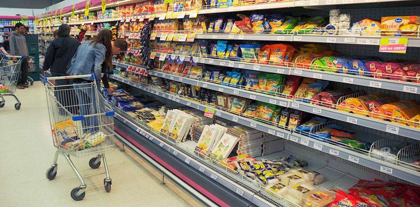 Las ventas en los supermercados marcaron un leve retroceso en octubre
