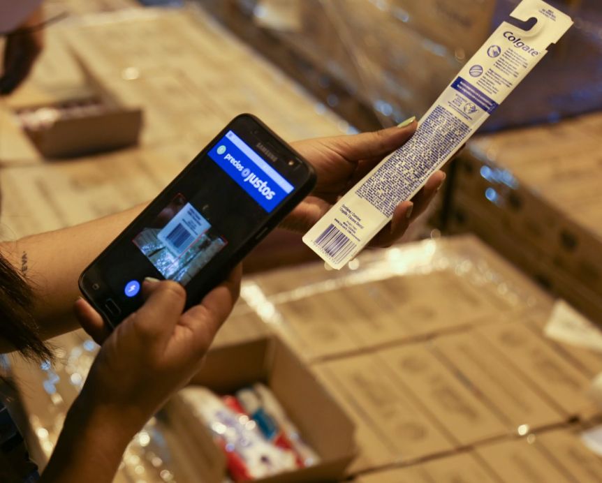 Los piqueteros oficialistas se suman a los camioneros para salir a controlar los precios