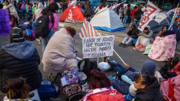 En alerta por la baja de los planes, piqueteros opositores preparan movilización