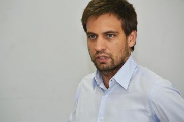 Aciertos y errores de los presidenciables en el inicio de la campaña