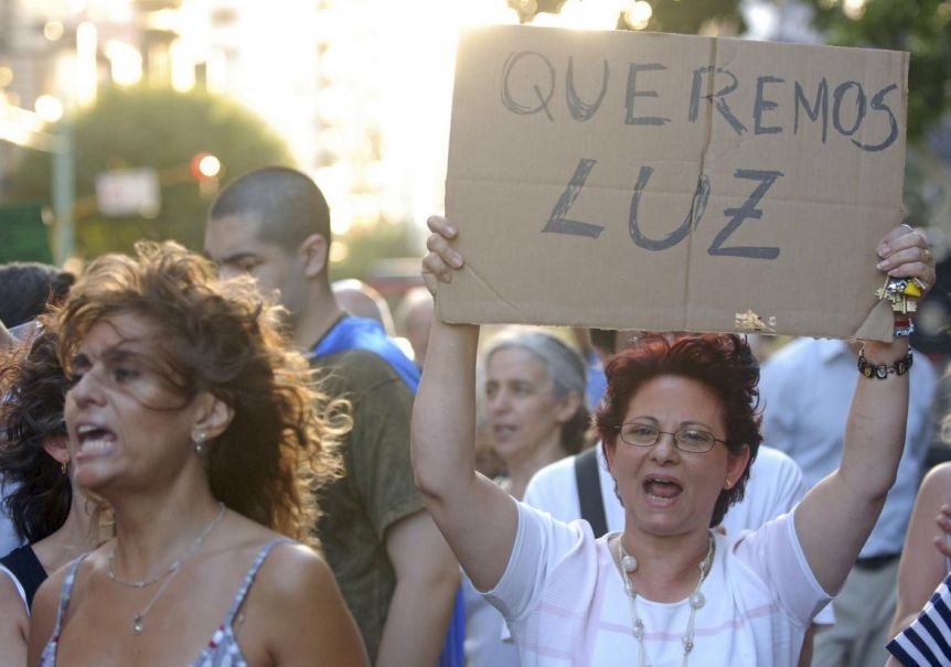 El Gobierno advierte que no aceptará los aumentos que pretenden Edenor y Edesur