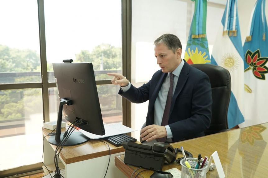 Fernando Gray apuntó contra las distribuidoras y denunció que “hay un festival de cortes de luz”
