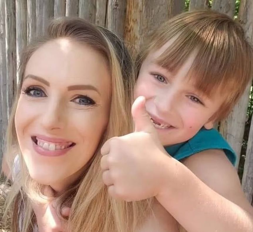 Una jauría mató a un niño y su madre resultó herida por intentar salvarlo