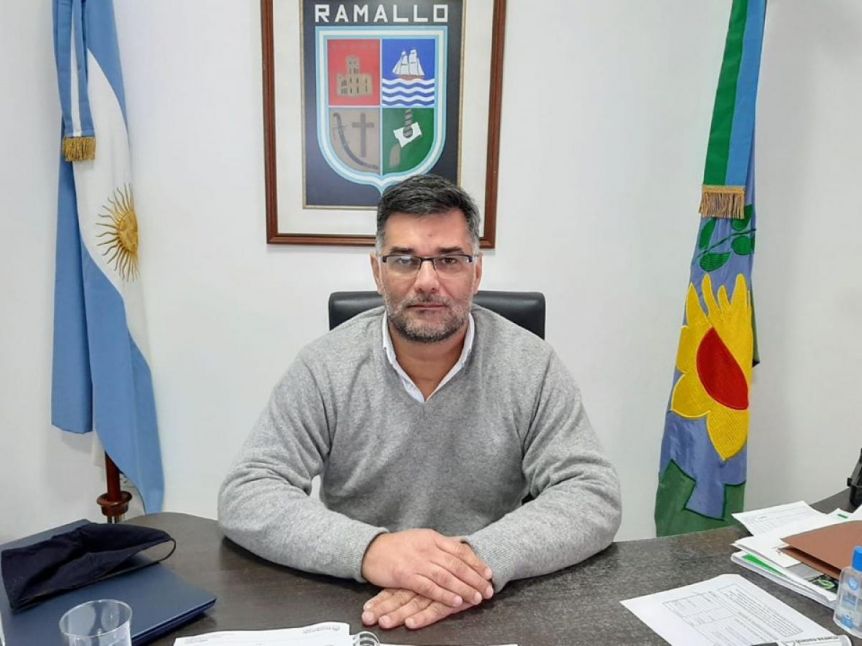 Intendente de la Segunda agarró la lapicera y puso patas arriba su gabinete