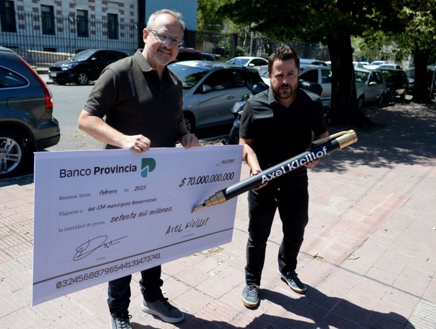 Cheque en mano, Valenzuela volvió a reclamar por las irregularidades del censo