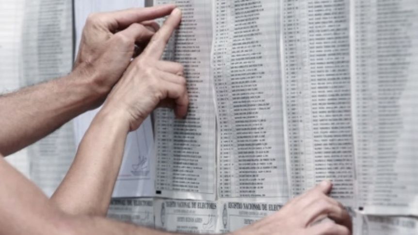 Se acerca la fecha límite para que los extranjeros consulten el padrón provisorio