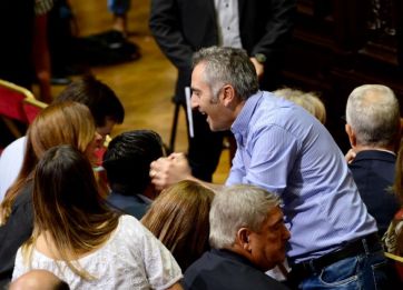 Tras el discurso del Gobernador, qué dijeron desde el FdT, Juntos y los libertarios