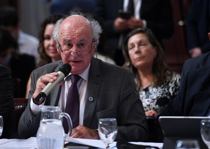 Polémica: un senador K acusó a Macri de favorecer a los narcos