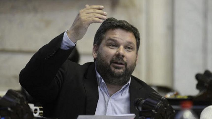 Tras su procesamiento, diputado chubutense desmintió haber sido “vacunado vip”