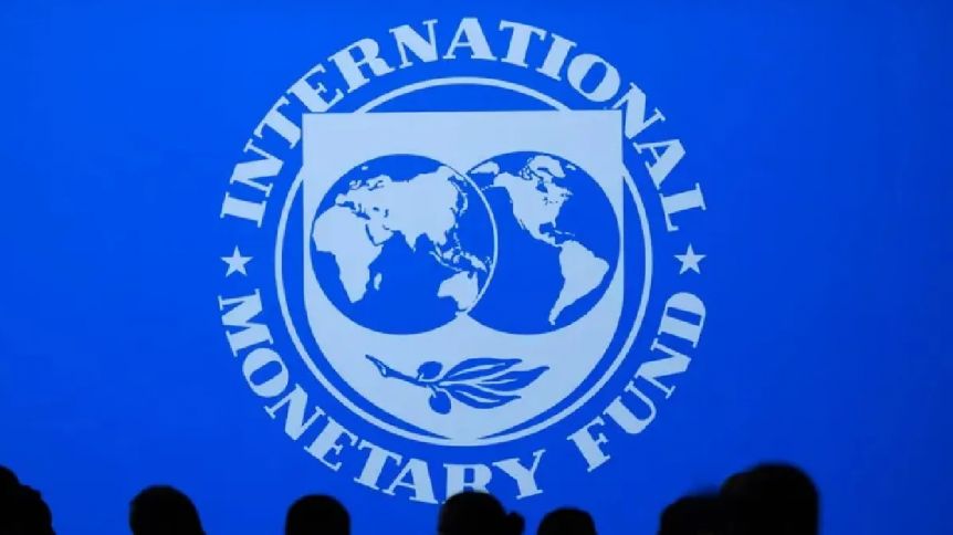 El FMI aprobó la revisión de metas y desembolsó US$ 5.400 millones