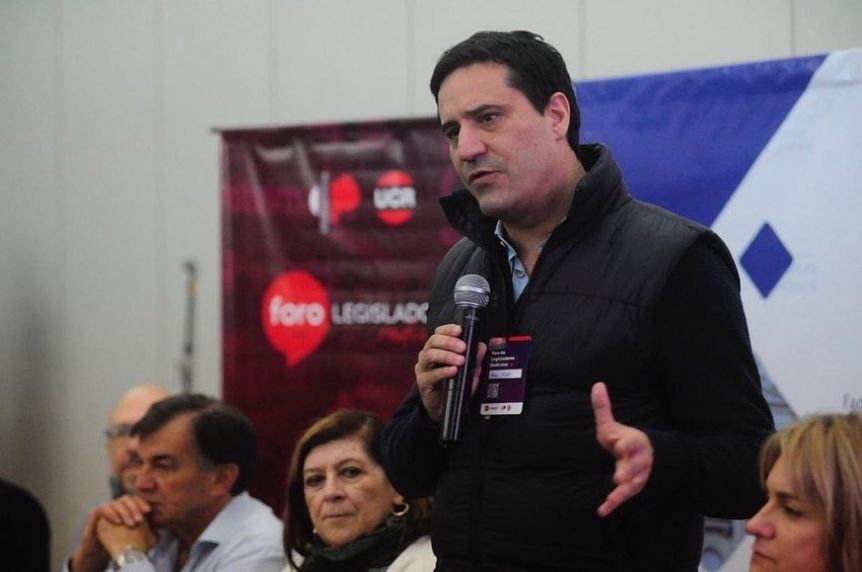 Con volumen legislativo, el radicalismo bonaerense sale a bancar a su candidato a Gobernador