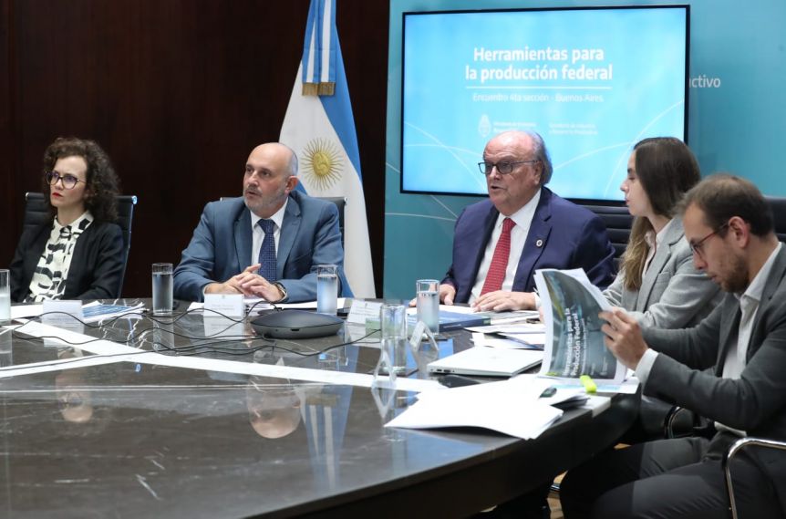 De Mendiguren y Guerrera mostraron herramientas para los sectores productivos de la Cuarta