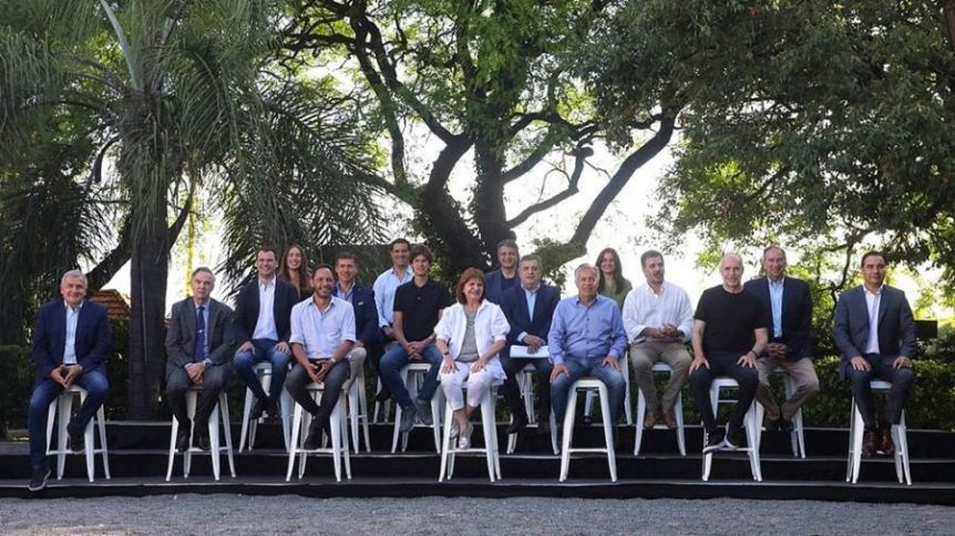 Cumbre de presidenciales de JxC y sus economistas para poner en común sus planes