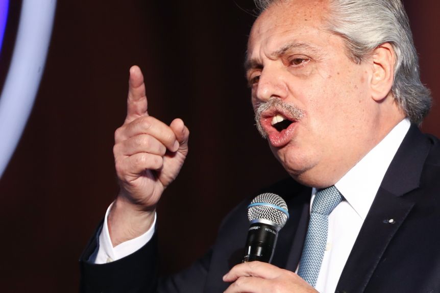 Alberto contra la Corte y JxC: