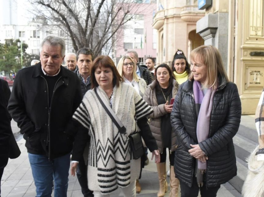 Gay eligió a los “halcones” y se sumó al armado de Patricia Bulrrich