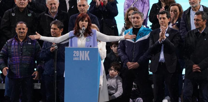 Massa, Kicillof, De Pedro y dos casilleros electorales a llenar
