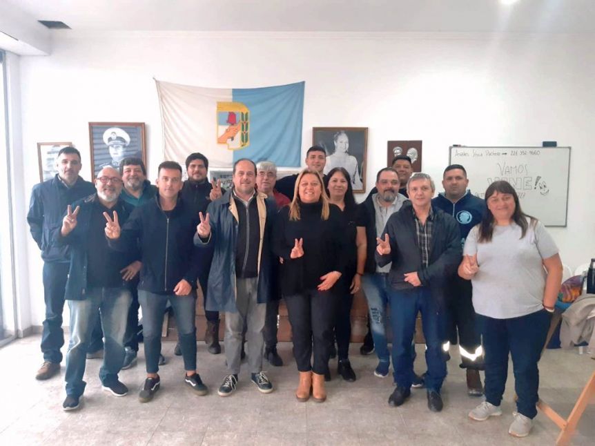 Scioli empieza a poner candidatos en los distritos