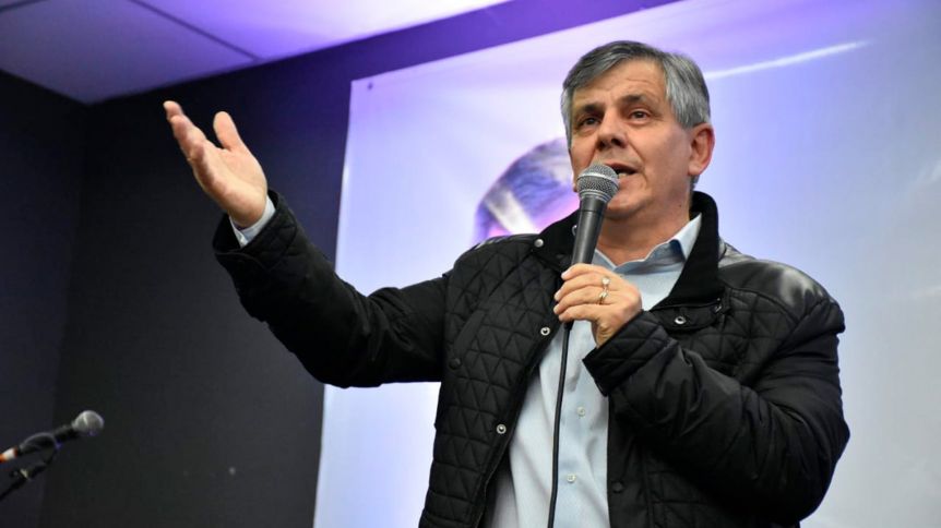 Britos estira definiciones sobre su candidatura y prepara un anuncio para la semana que viene