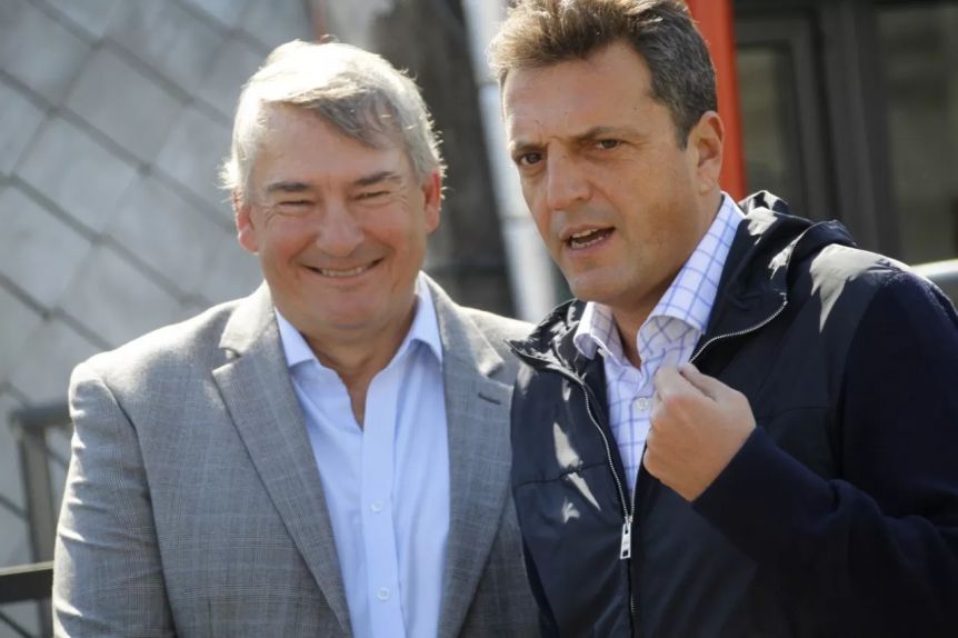 Con el respaldo de los gobernadores, el massismo fortalece su postura y sale a competir