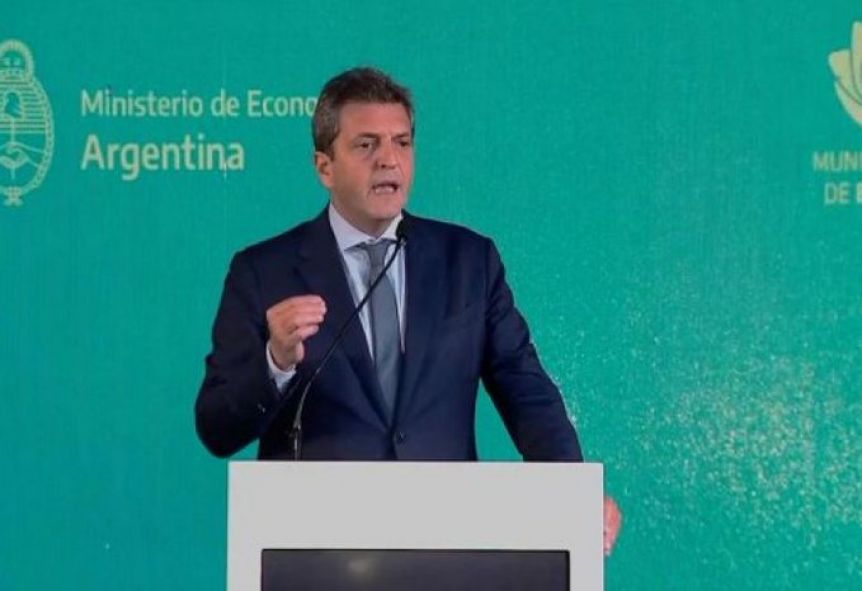 Créditos y suba de topes, anuncios de Massa para monotributistas