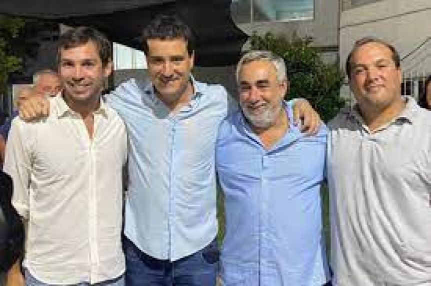Abad, en horas decisivas: ¿será el compañero de fórmula de Patricia Bullrcih?