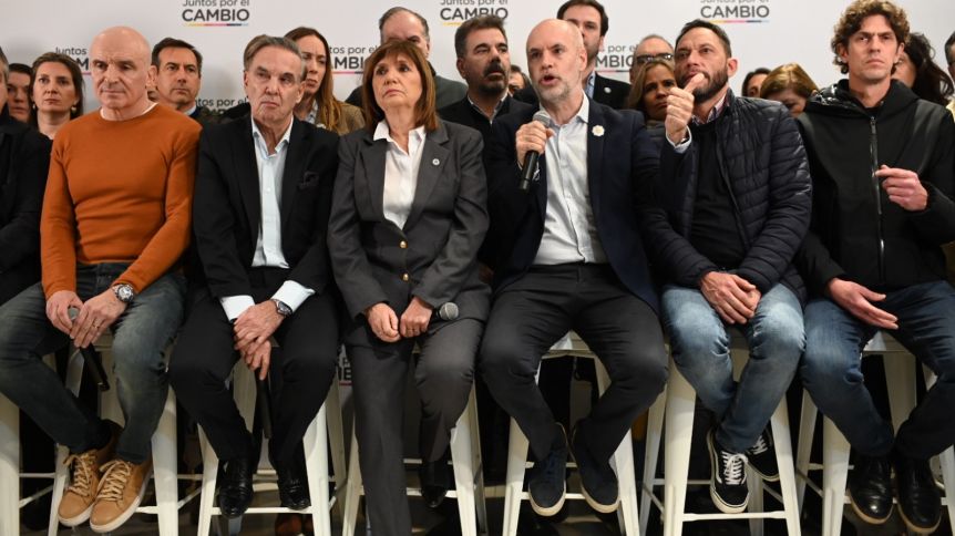 Mientras la interna sube de temperatura, se oficializaron las listas presidenciales de JxC