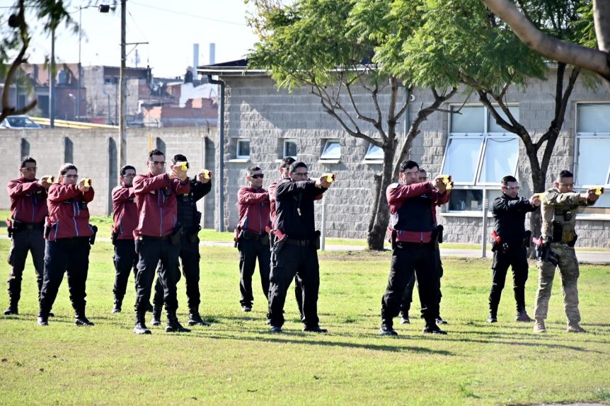 La Policía de la Ciudad de Buenos Aires comenzará a usar las taser