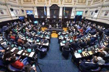 Reelección indefinida: los 55 intendentes bonaerenses beneficiados por la ley