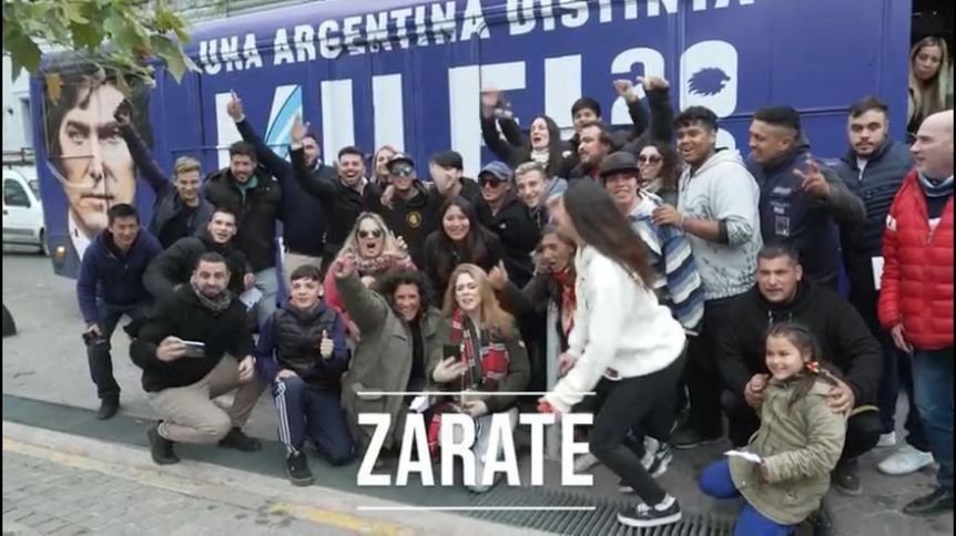 Con tres distritos de la Segunda, Milei arrancó su “Tour de la Libertad”