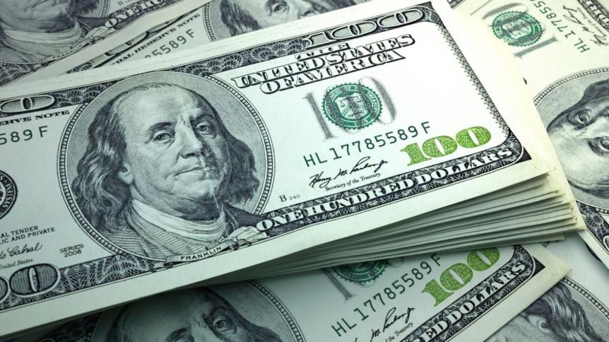 El dólar blue volvió a subir y registró un nuevo récord histórico