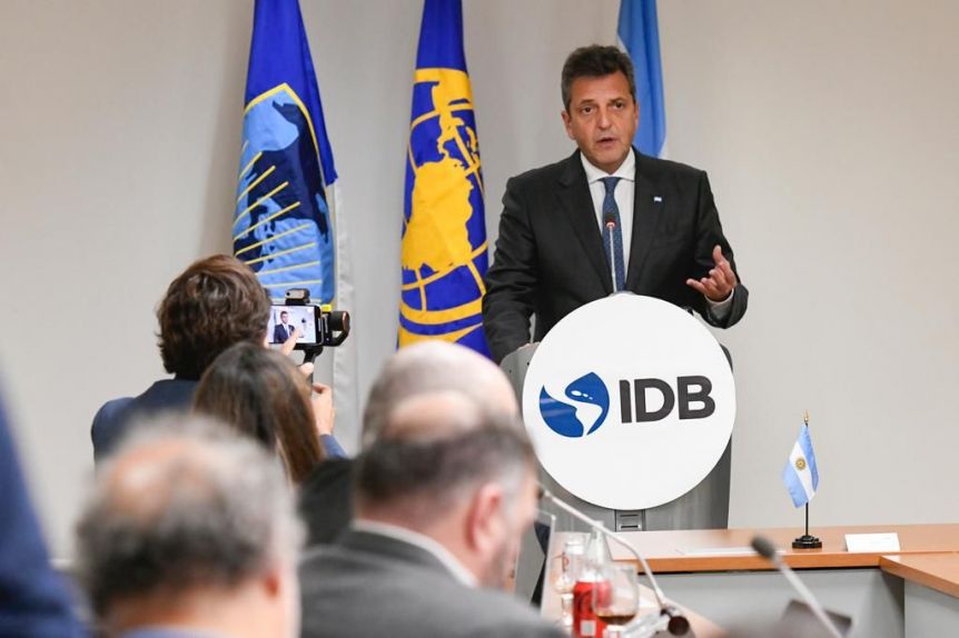 Massa anunció fondos extra para Argentina por más de 1.300 millones de dólares