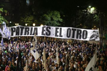 Una batalla electoral con dientes apretados: el mensaje sin medidas tintas de La Patria es el Otro