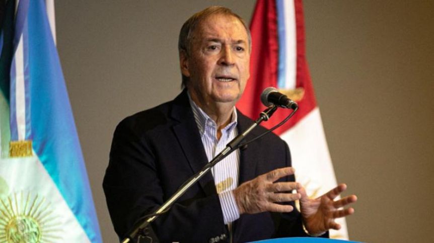 Un candidato presidencial dio positivo de Covid y suspendió su agenda
