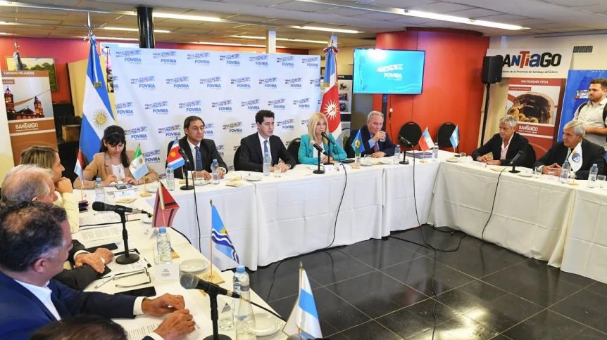Magario y diecisiete vicegobernadores celebraron el ingreso de Argentina a los BRICS