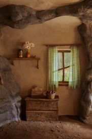 El pantano de Shrek es real y puede alquilarse: cómo hacer para vivir como un ogro