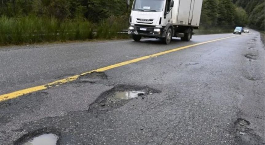 Con los tapones de punta: Intendente del sur amenaza con bloquear el ingreso de camiones chilenos