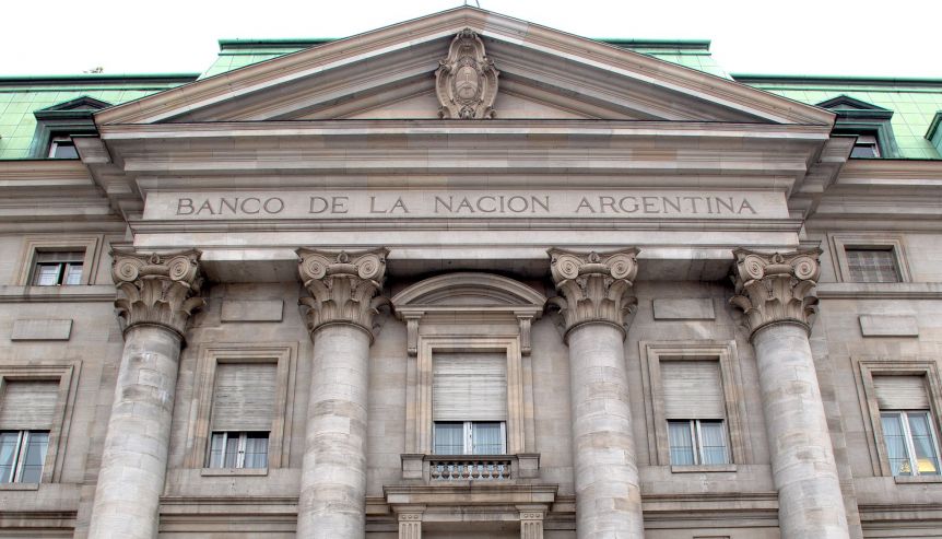 El Banco Nación sale a aclarar sobre las polémicas contrataciones