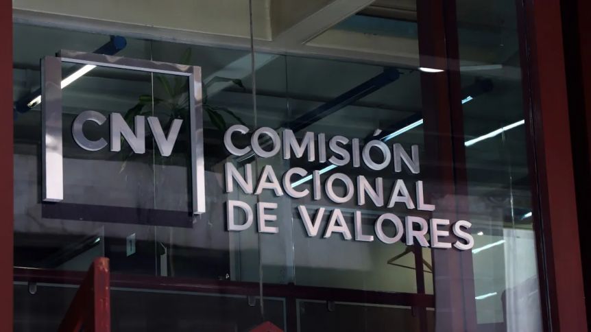 Un nuevo cepo al dólar: la CNV emitió una regulación que limita la operatoria de CEDEAR