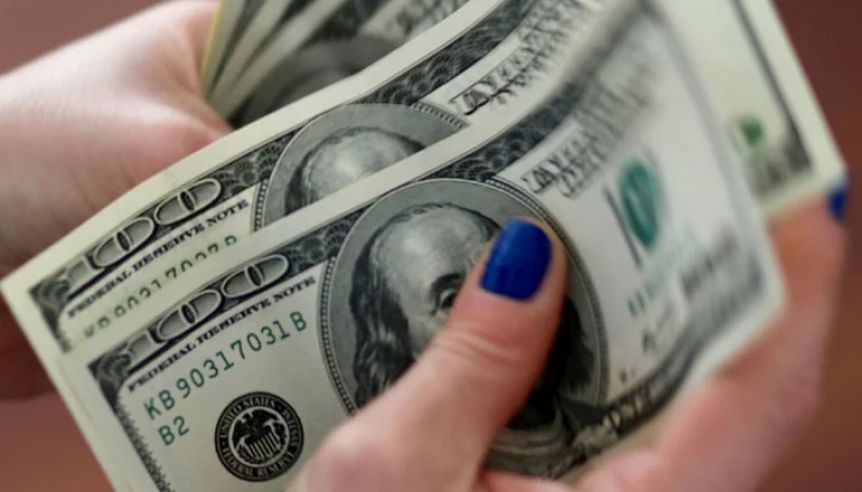 Bajó el dólar y se desacelera el aumento de alimentos