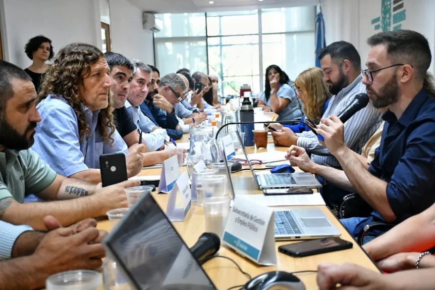 Adelanto de pago y reapertura de paritarias, reclamos de los estatales bonaerenses por la inflación