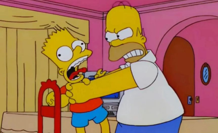Los Simpsons se modernizaron: Homero ya no estrangulará a Bart
