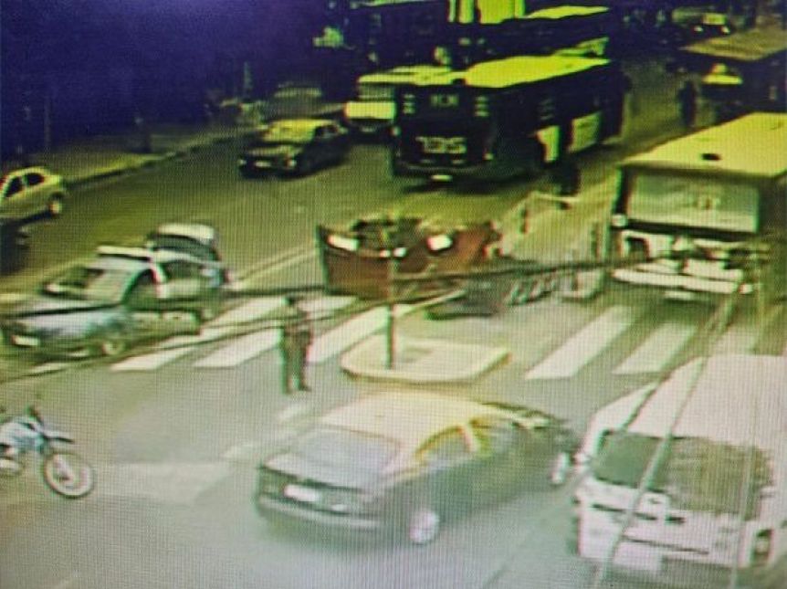 Una jubilada de 81 años murió tras ser atropellada por un colectivo: los detalles