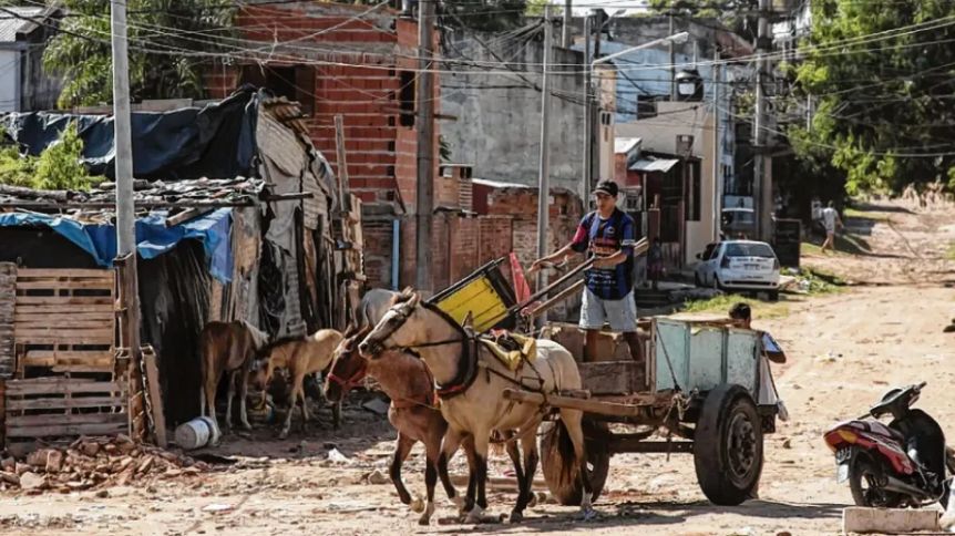 La pobreza subió al 42,9% en octubre impulsada por la inflación