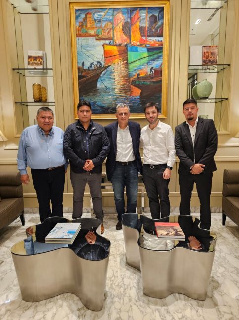 Con el traje de presidente de YPF puesto, Marín se reunió con gobernadores patagónicos