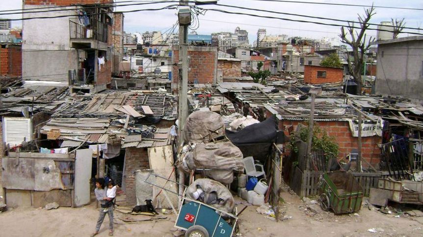 Según la UCA, la pobreza del tercer trimestre subió a 44,7%