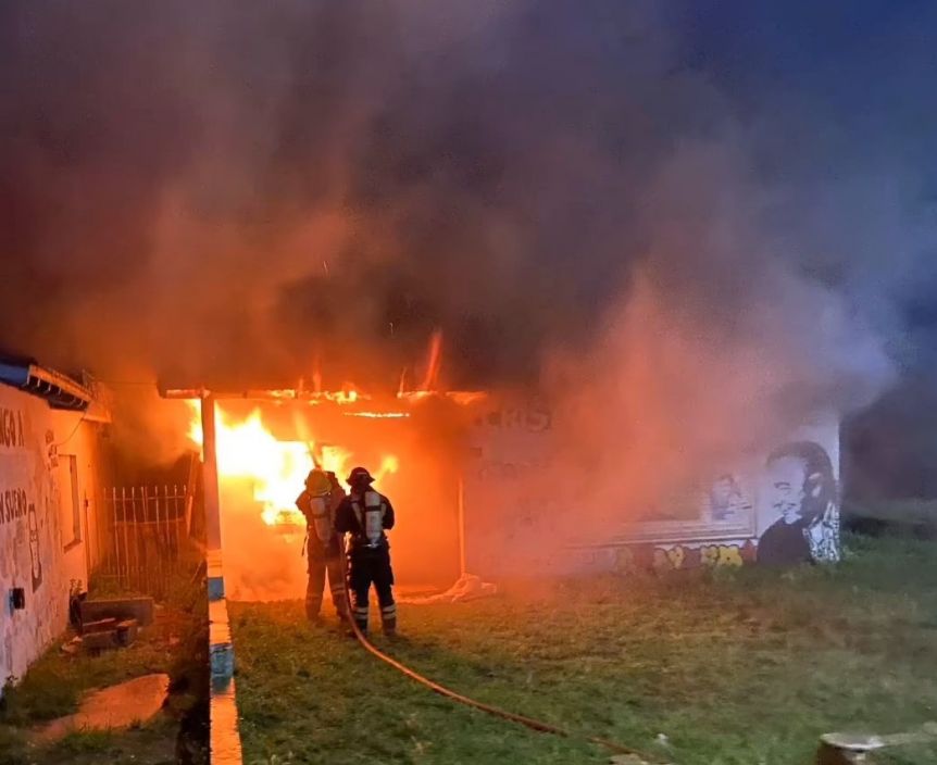 Violencia política: intendente repudió incendio de un local del kirchnerismo