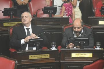 Año nuevo, plata fresca: los intendentes respiran tras el “toma y daca” legislativo