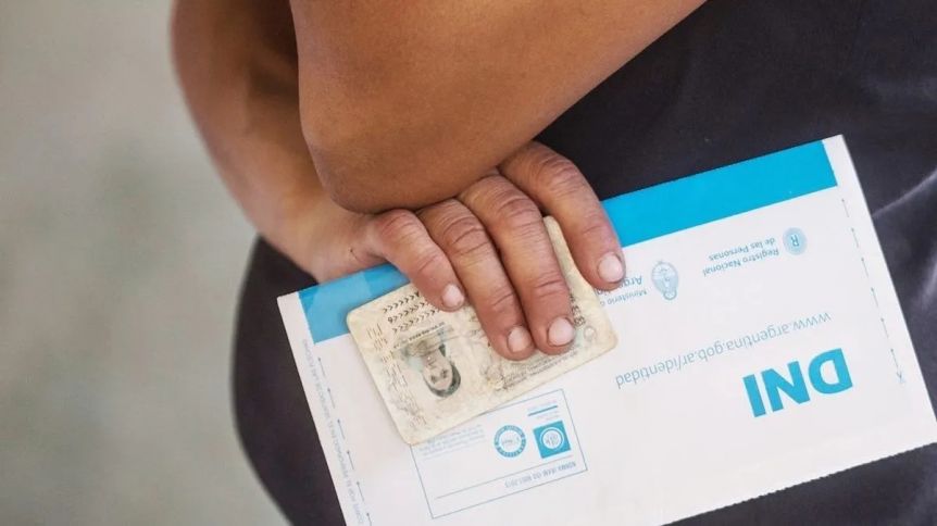 Nuevas subas: hacer los documentos saldrá más caro a partir de enero