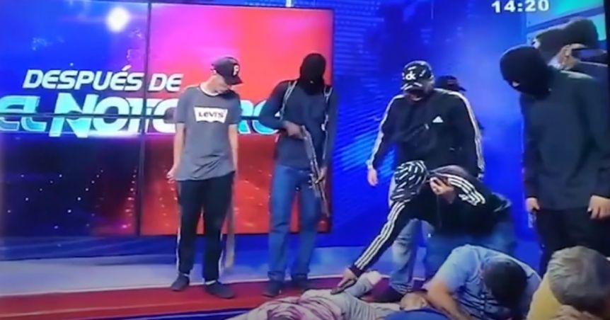 El crimen organizado no da tregua: golpe comando con toma de rehenes en un canal de televisión y en la Universidad de Guayaquil