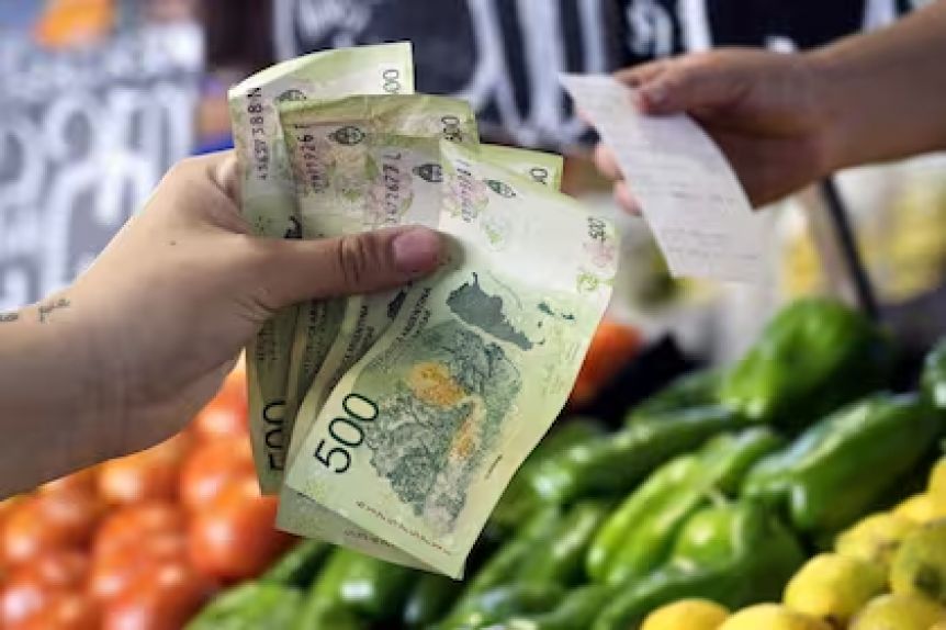 La inflación en alimentos desacelera y trae un mínimo alivio